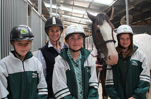 Beechworth students tour GOTAFE’s National Equine Centre