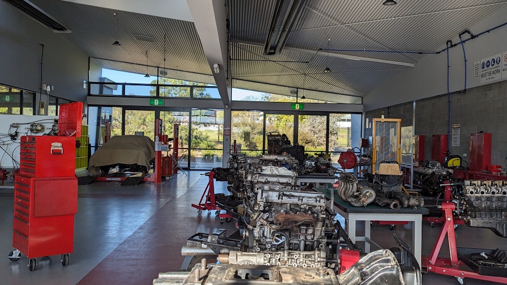 PXL 20240528 001833114